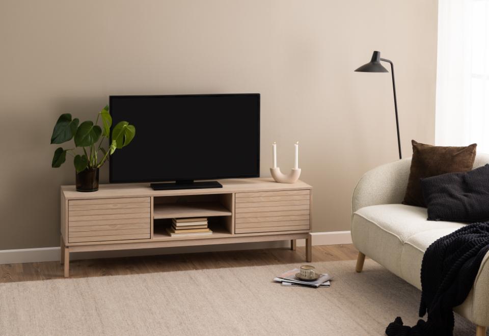 Linley TV Media Unit In White Oak With Lamella Front 140x40x50cm