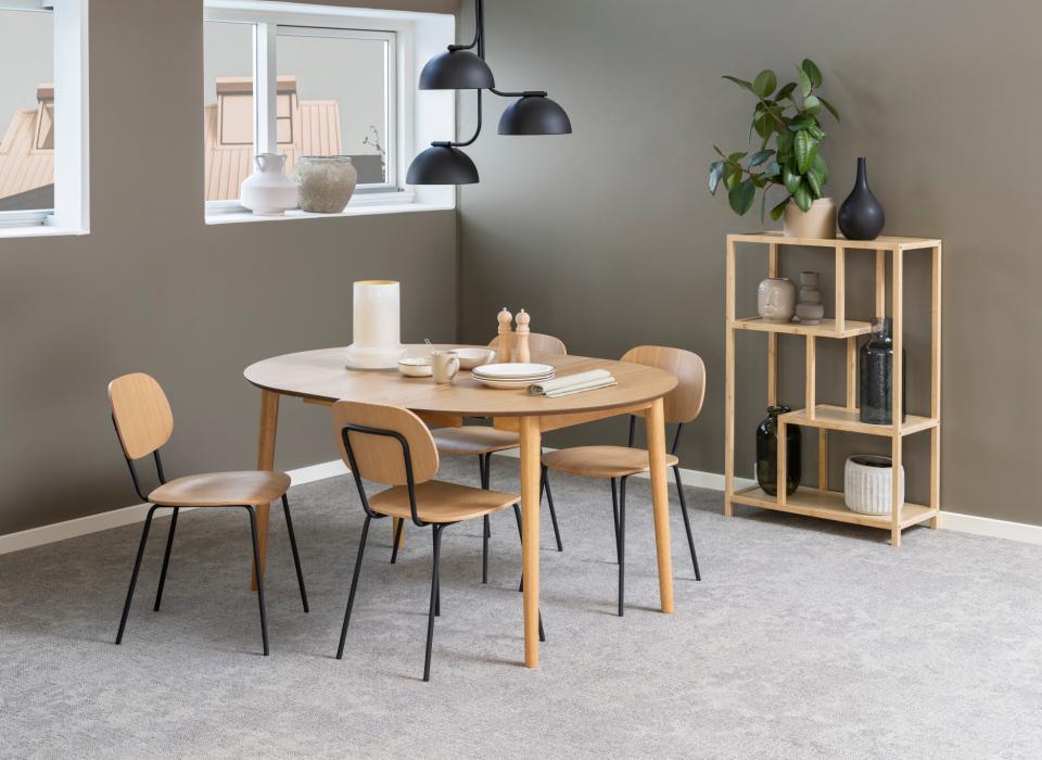 Montreux Round Extendable Oak Dining Table 115/154cm Extending Top