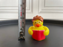 Load image into Gallery viewer, Book Club Rubber Ducks, Set of 4 Rubber Ducks 'Book Club Ducks' from Ducks in Disguise