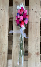 Load image into Gallery viewer, Bouquet of 12 Mixed Pink & Cerise Wooden Roses - Candy Pink