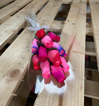 Load image into Gallery viewer, Bouquet of 12 Mixed Pink & Cerise Wooden Roses - Candy Pink