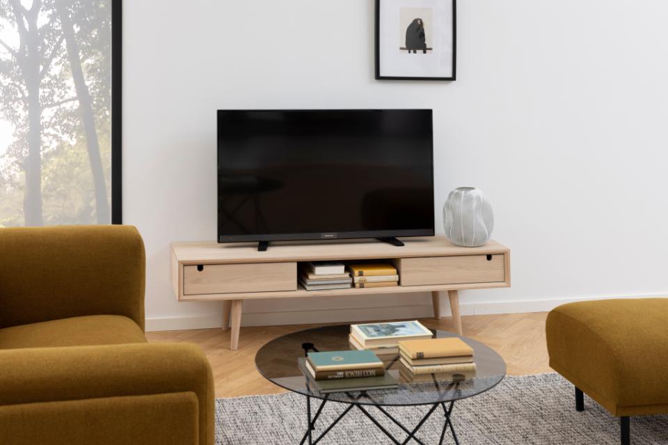 Century TV Unit With 2 Doors In White Oiled Oak 160x38x43cm