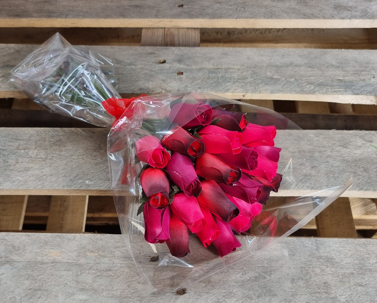 Bouquet Of 24 Mixed Red Wooden Roses - Valentine
