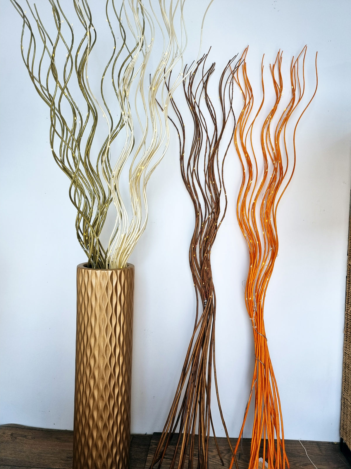 Tall Spiral 80 LED Light Up Willow Twigs Bunch Battery Operated 120cm Home Decor