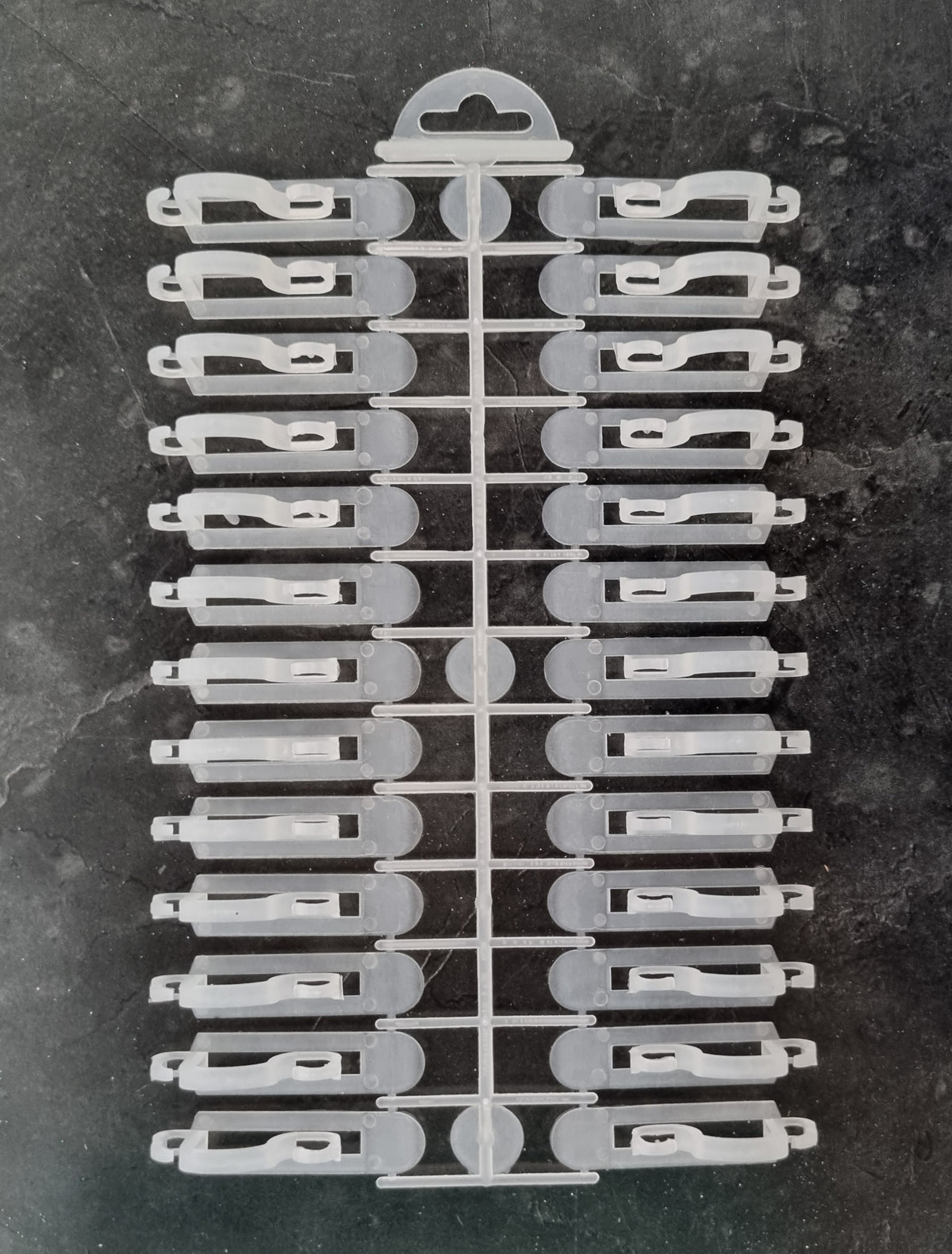Christmas Light Hook Clips For Gutter Curtains Wires Or Poles 26 Pack Strong Indoor Outdoor