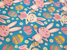 Load image into Gallery viewer, Easter Bags With Pegs And Tags 12 x 9 cm
