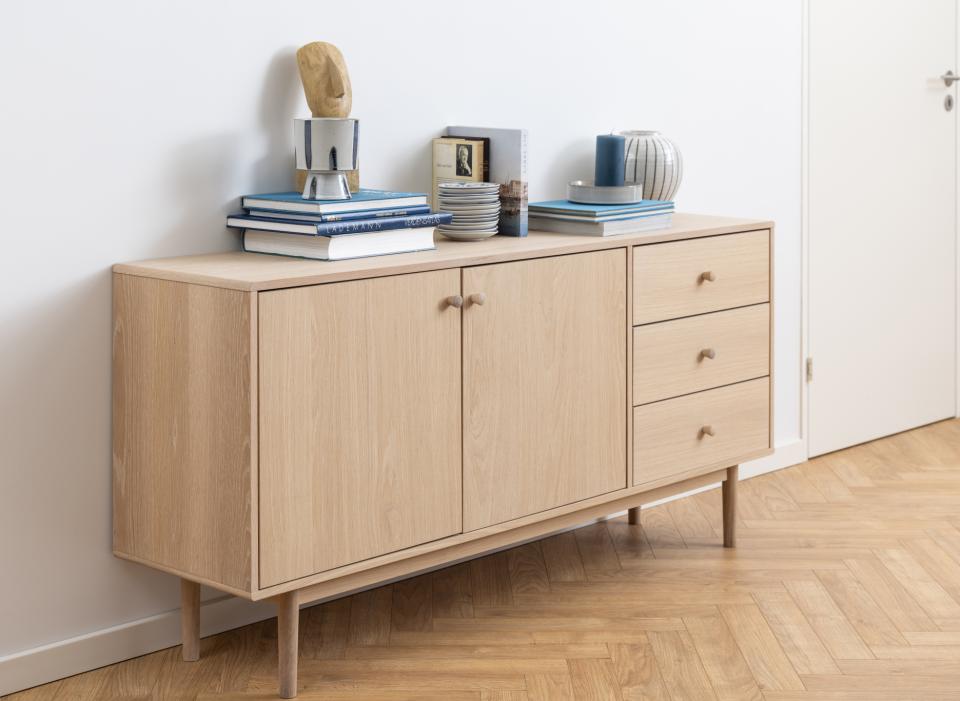 Aston Sideboard Lavish Solid Oak Cabinet With Great Storage And Adjustable Wooden Shelves 160x40x75cm