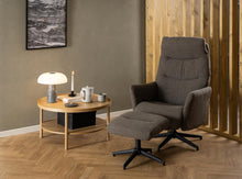 Load image into Gallery viewer, Banbury Round Oak Coffee Table Spacious 80cm With Shelf
