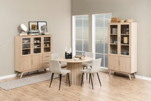 Load image into Gallery viewer, Marte Display Cabinet In White Oak With 2 Glass Doors And Shelves 192x94x40cm
