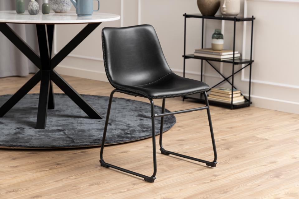 Oregon Black Vintage Leather Dining Chairs, Set Of 2 With Metal Base