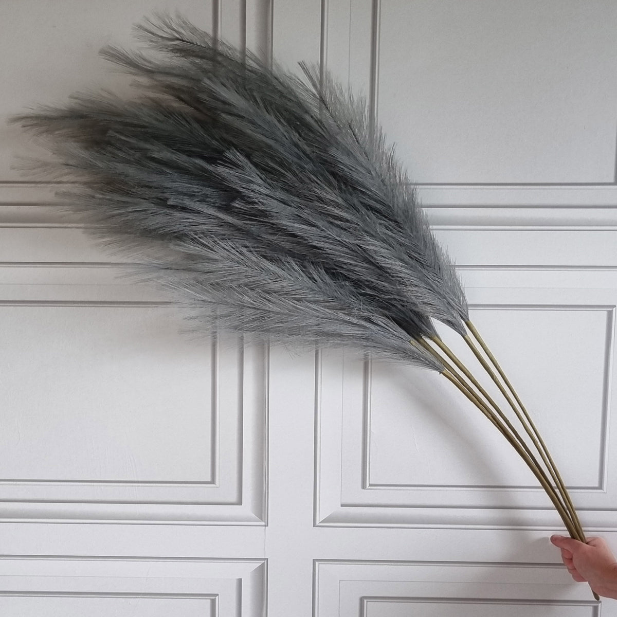 Large Faux Pampas Grass 6 Stems 115cm Tall Fluffy Artificial Dried Flower Décor Many Colours