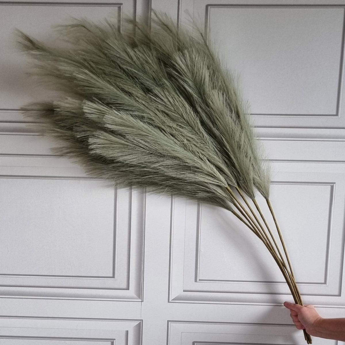 Large Faux Pampas Grass 6 Stems 115cm Tall Fluffy Artificial Dried Flower Décor Many Colours
