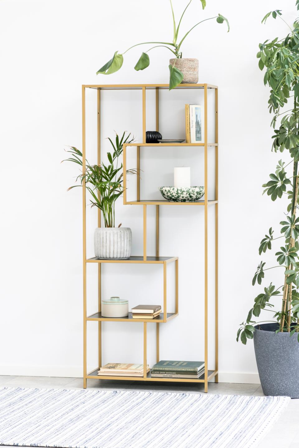 Seaford Tall Bookcase Shelving Unit With 5 Shelves In Black And Gold 77x35x185 cm