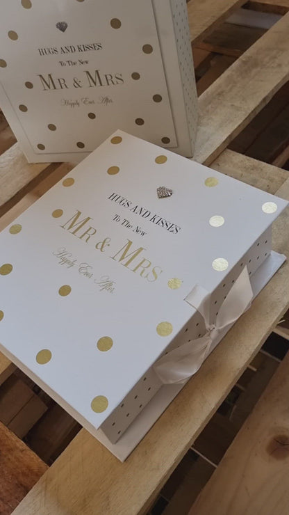 New Mr And Mrs Wedding Keepsake Gift Box With Embellished Diamante Heart 33x17x33cm