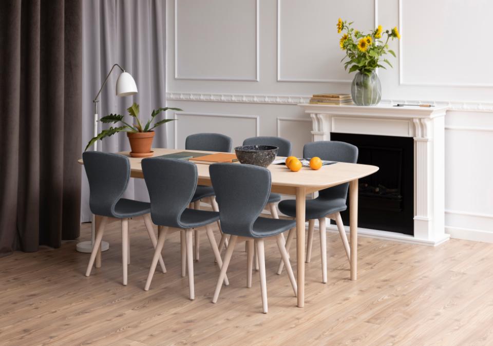 Aston Spacious Oak Dining Table 8 Seater Plus 210x100x75cm