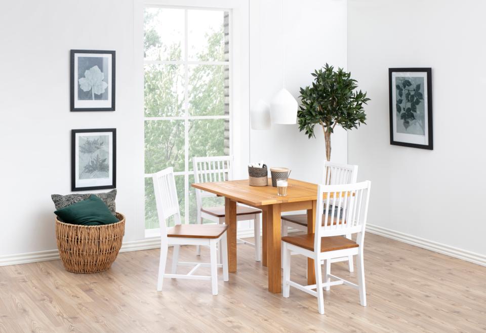 Kenley Extending Oak Dining Table Oil Treated Seats 2-4 100x45/90cm
