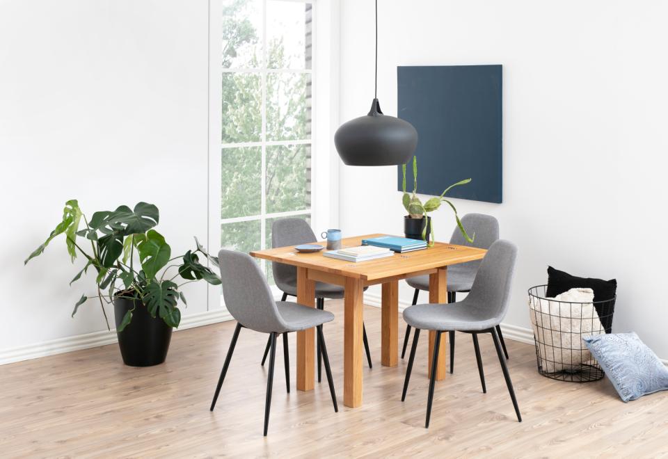 Kenley Extending Oak Dining Table Oil Treated Seats 2-4 100x45/90cm