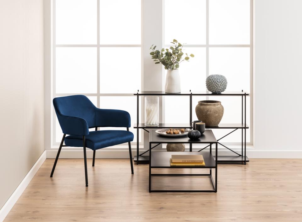 Lima Blue Upholstered Velvet Accent Chair, Spacious Fabric Lounge Resting Armchair