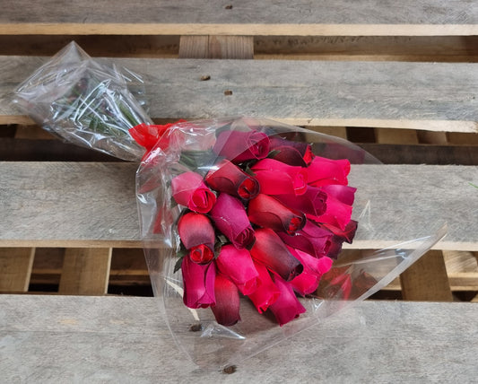 Bouquet Of 24 Mixed Red Wooden Roses - Valentine